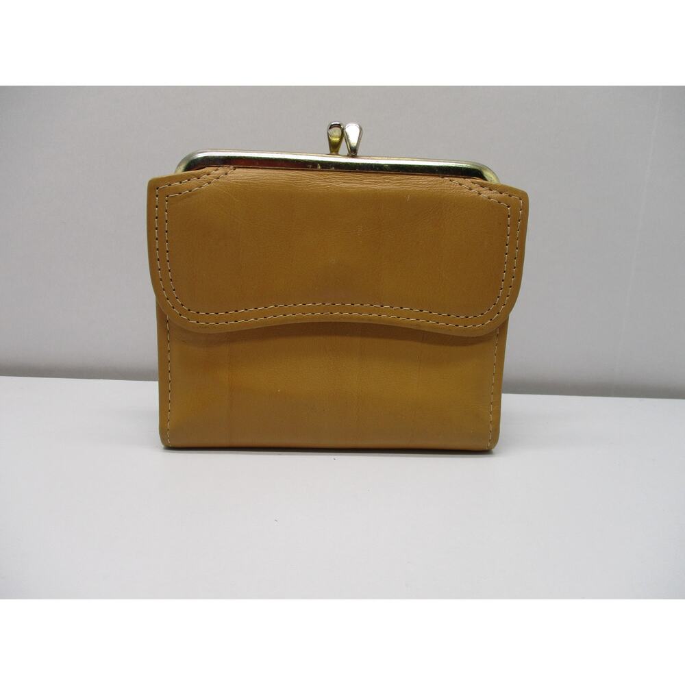 Vintage Ladies Amity Cowhide Wallet Medium Tan